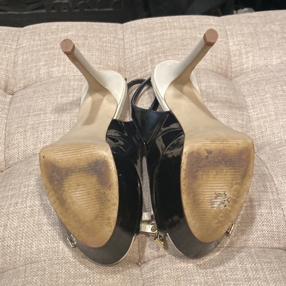 Guess platform high heel shoe - Picture 4 of 7